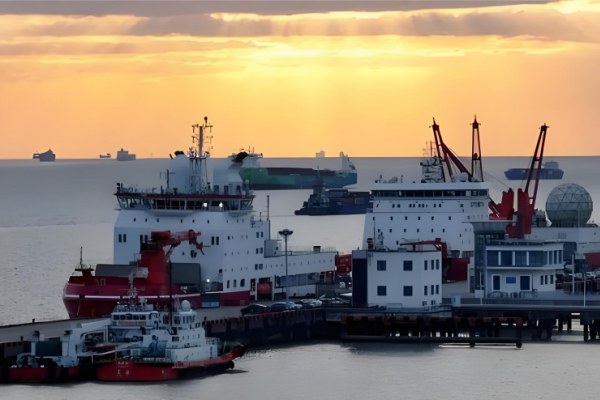 Maritime port